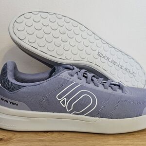 Adidas Five Ten Sleuth DLX Women's Size 9 Violet Mountain Biking Shoes (HQ2116)